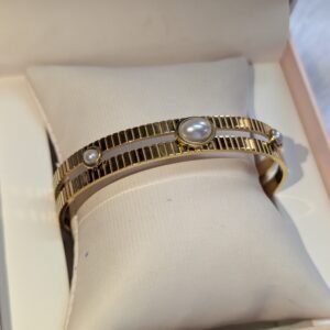 PXL_20260916_080950418 pearl cuff