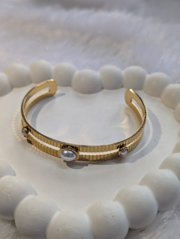 pearl cuff