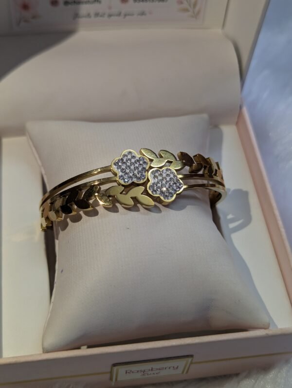 flower leaf kada 2.6