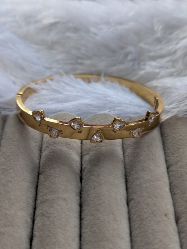 heart stone kada 2.6