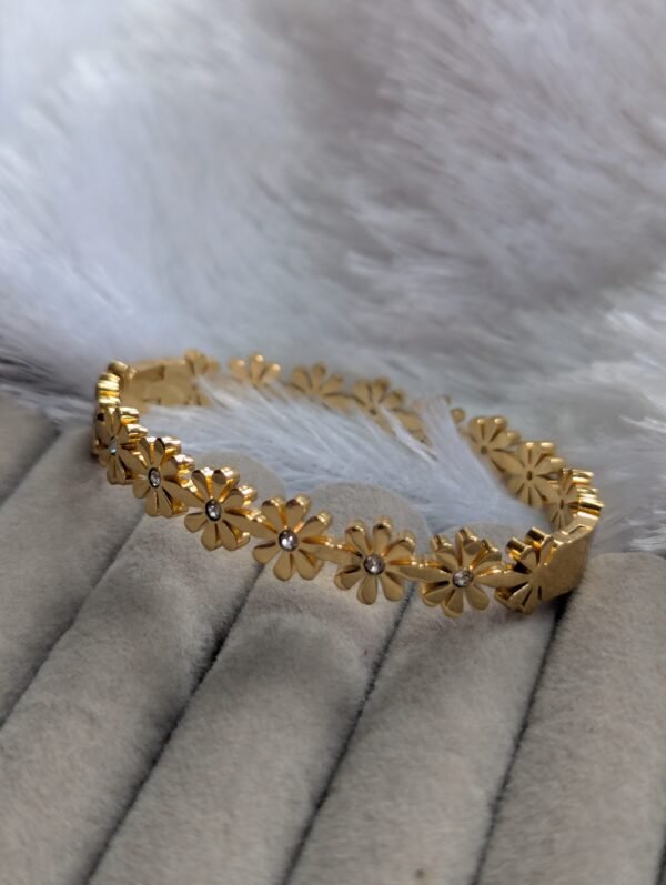 daisy flower kada 2.6