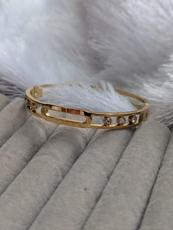 Stone kada 2.4