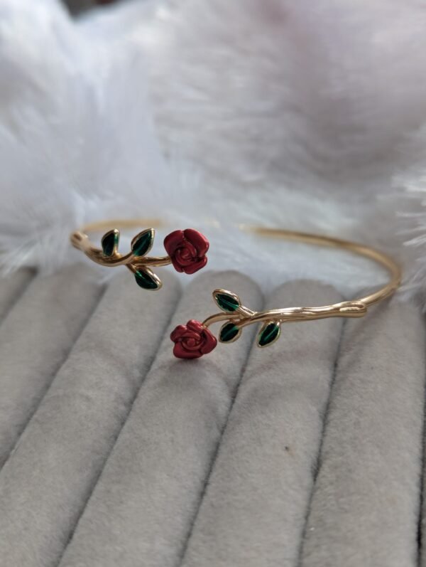 korean rose bracelet alloy 2.8 with ring