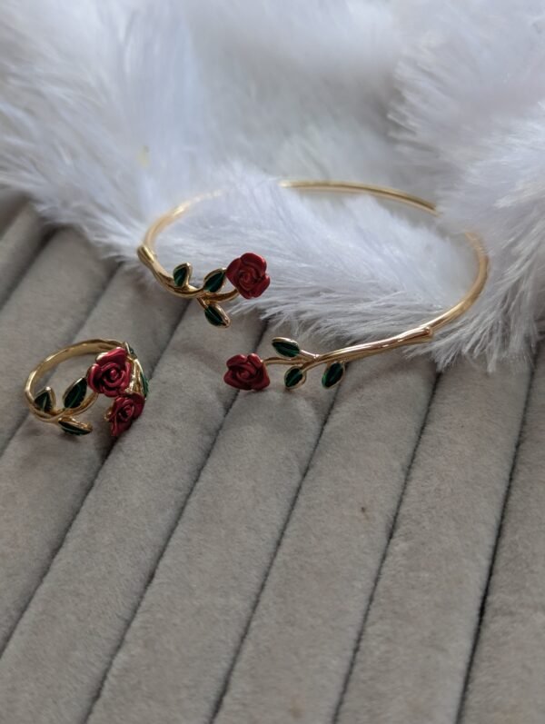 korean rose bracelet alloy 2.8 with ring
