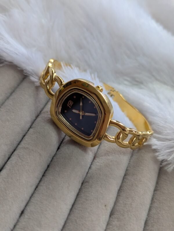 green kada watch 2.6