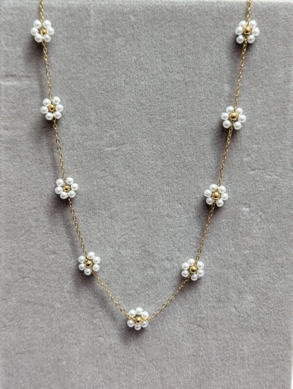 daisy pearl