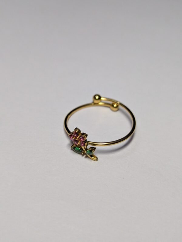 Pink and white flower ring