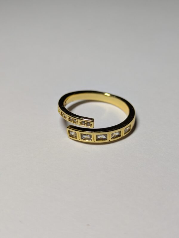 adjustable ring