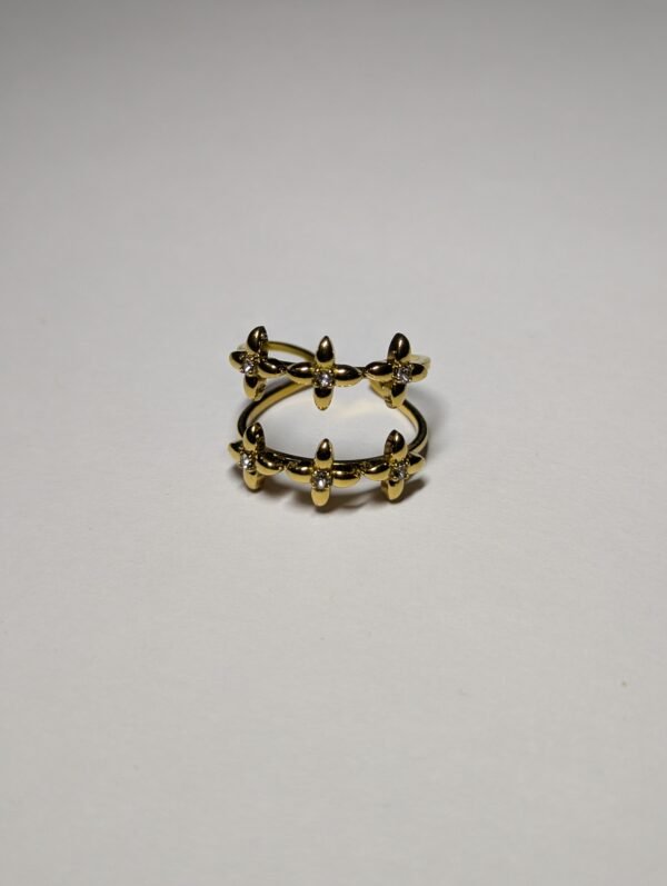 Adjustable 2 tier flower ring