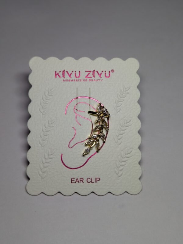 Single ear climber leaf