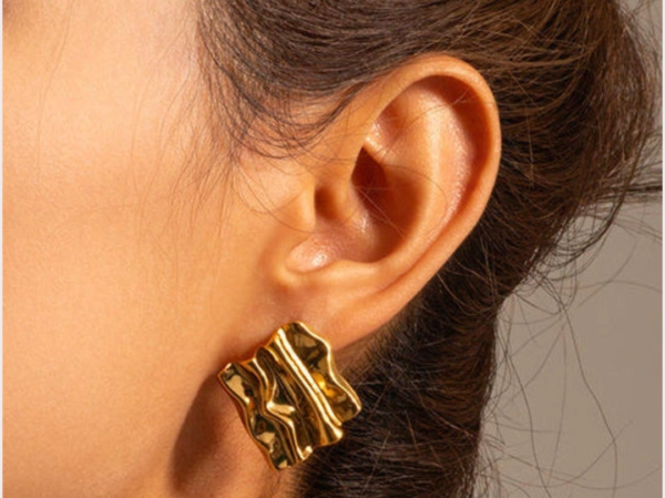 stainless steel studs