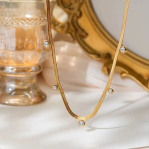 Stone snake chain