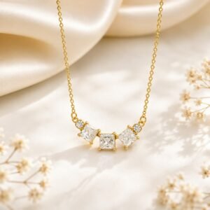 Tri square chain