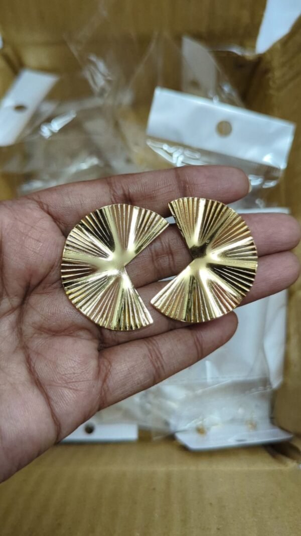 Abstract half circle