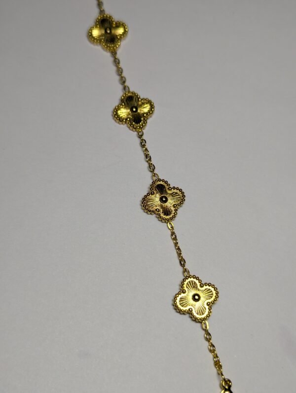 Gold clover